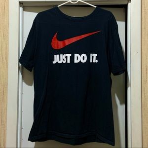 Nike T Shirt